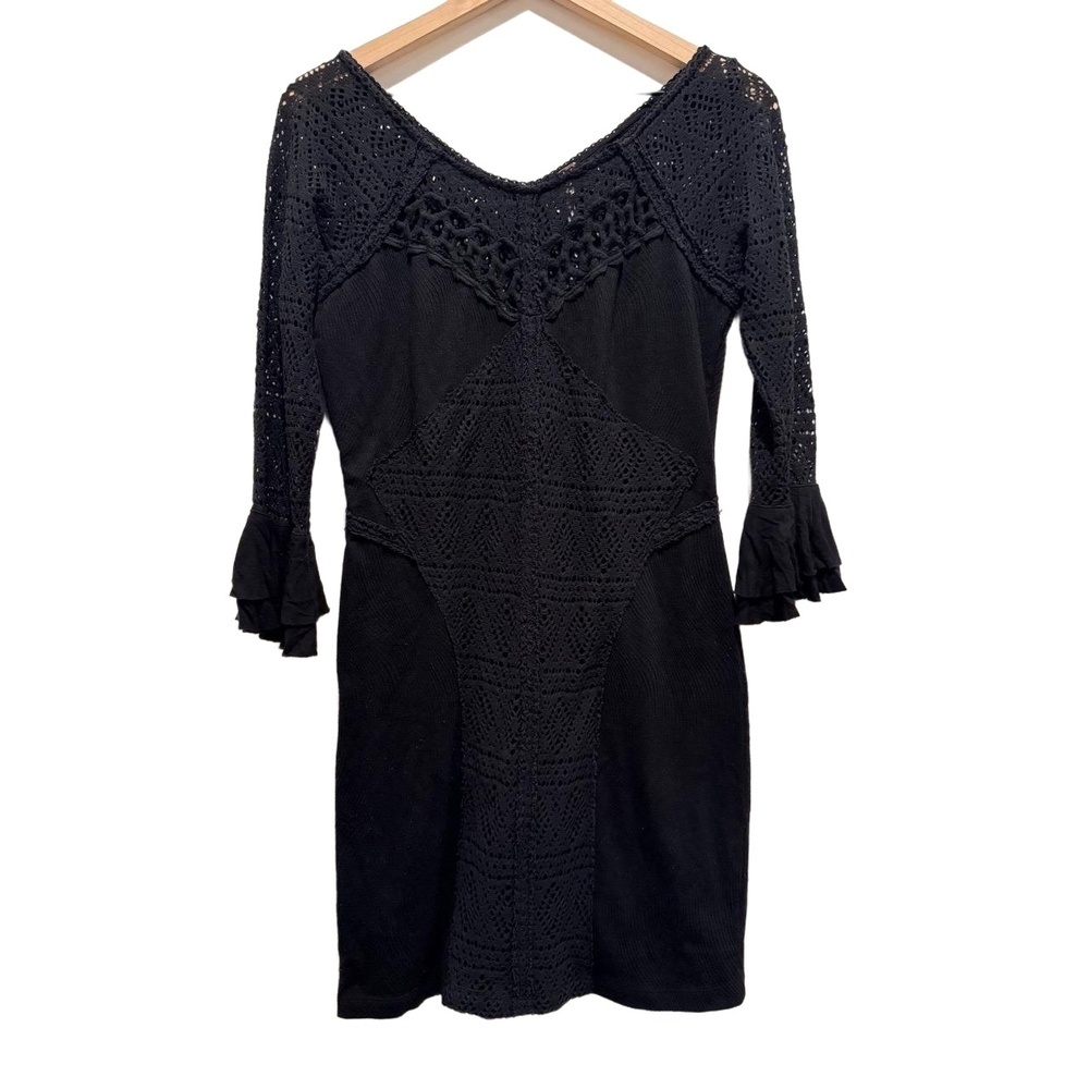 Free People Knit Dress Women’s Size Small Black Crochet V-Neck Ruffle Cuff
